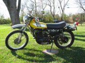 1976 Yamaha DT 400 photo